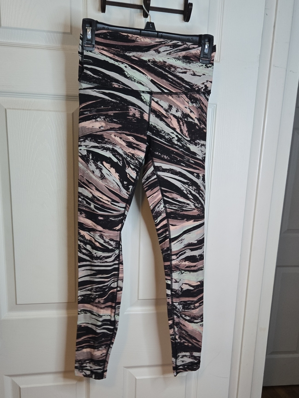 Black and Pink Marble Print Active Leggings